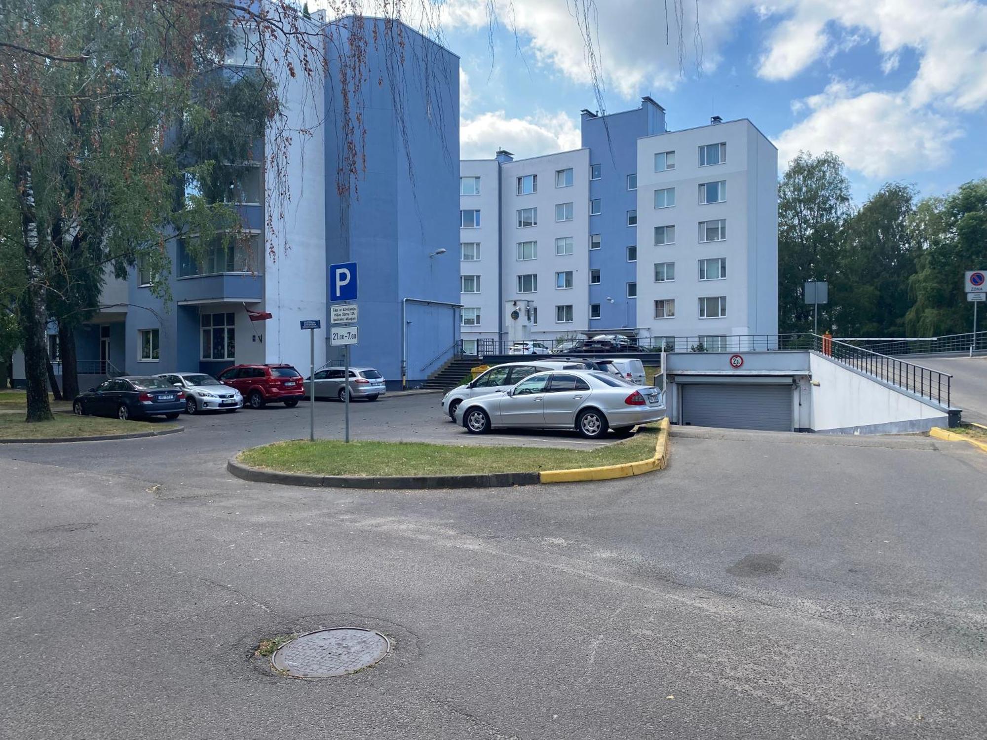 Cat Garden Premium Apartments Riga Exterior photo